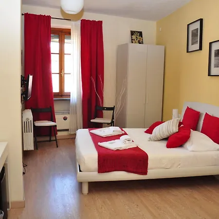 Bed & Breakfast At 2*