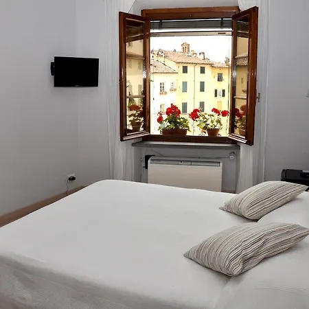 Bed & Breakfast At Lucca