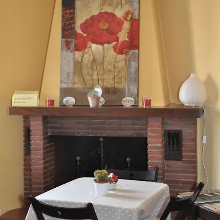 Bed and breakfast At 2*
